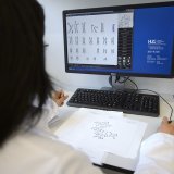 Les Hôpitaux universitaires de Genève et l’Hôpital du Valais co-construisent un logiciel de gestion interne des données des patients "modulable" et "évolutif" (archives / image symbolique). KEYSTONE/MARTIAL TREZZINI